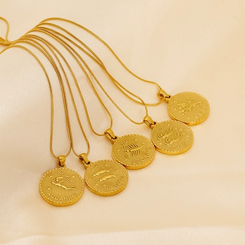 Collana Con Ciondolo 12 Costellazioni Dello Zodiaco Retrò Acciaio Inossidabile Placcato Oro 18K Moneta Rotonda Donna