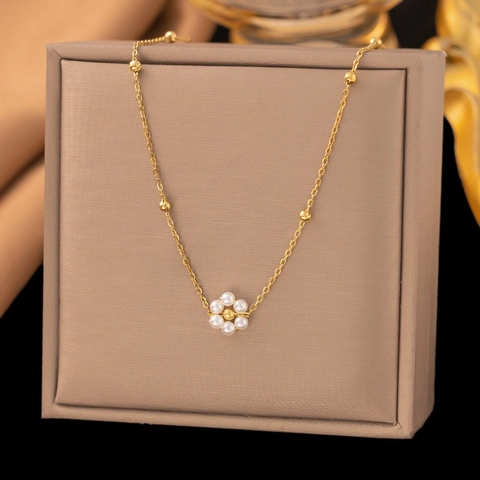 Collana con Pendente a Fiore in Acciaio Inossidabile e Perle Artificiali Placcata Oro Catena Floreale con Perline Fatte a Mano Gioielli da Donna