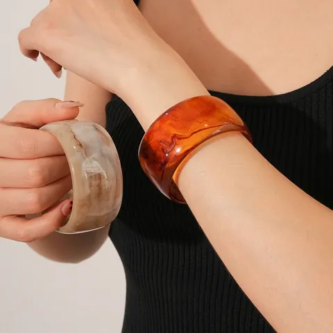 Bracciale Rigido In Resina Vintage Largo Spesso Motivo Marmo Texture Ambra Gioielli Retrò Minimalisti Per Donne