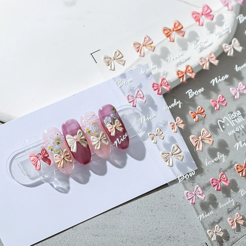 Autocollants À Ongles En Relief 3D Nœud Marguerite Lettre Design Auto-Adhésif Décoration D'Art De Manucure