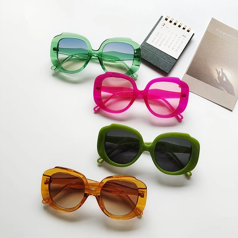 Gafas De Sol Para Mujer Con Marco Grande Irregular Moda UV400 PC Lentes HD Retro De Gran Tamaño Color Caramelo Vanguardista