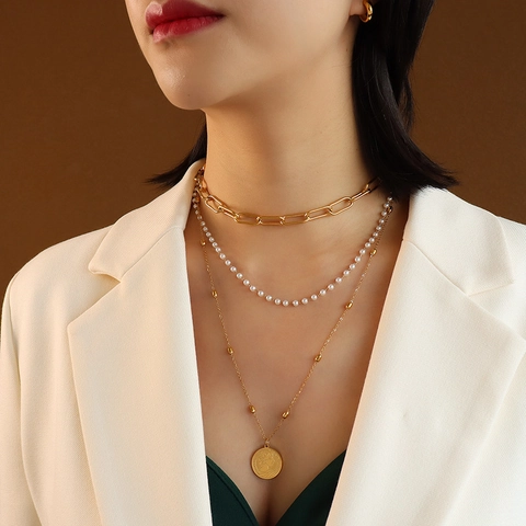 Layered Necklace Stainless Steel Faux Artificial Pearl Gold Plated Queen Coin Pendant Vintage Fashion For Women