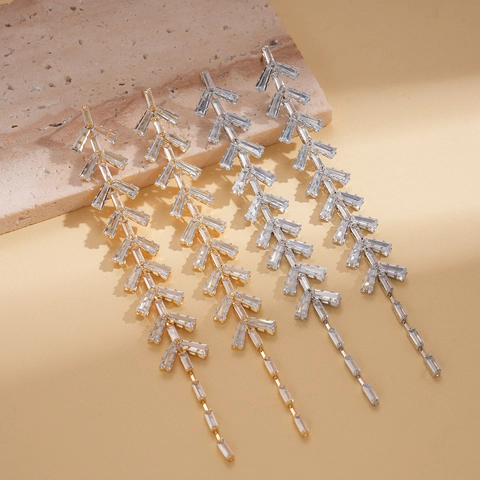 Lange Blatt Quaste Hängeohrringe Für Damen Mit Silbernem Ohrstecker Baguette Zirkonia Kupfer Luxusschmuck