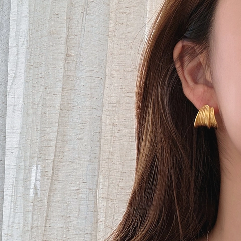 Irregular C Shape Stud Earrings With Silver Earring Post Brushed Metal Pleated Texture Minimalist Fashion Jewelry For Women