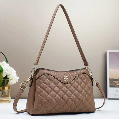 Borsa A Tracolla In Pelle PU Trapuntata Multistrato Grande Capacità Borsa A Tracolla Hardware Dorato Elegante Versatile Da Donna