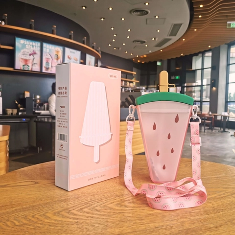 Creatieve Waterfles Fruit IJsvorm Plastic Drinkbeker Met Verstelbare Schouderriem Draagbare Zomer Drinkwaren