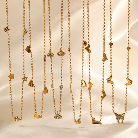 Collier En Acier Inoxydable Pour Femmes Plaqué Or 18K Pendentif Coeur Papillon Étoile Bijoux De Mode Élégants
