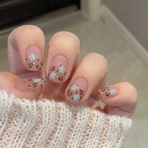 Leopard Print Press On Nails Short Square Round Nude Pink Blue Flower Design Glossy Artificial False Nails For Women