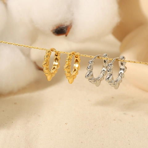 Hoop Ohrringe Edelstahl 18K Vergoldet Nieten Spike Punk Retro Französischer Stil Eleganter Modeschmuck Für Damen