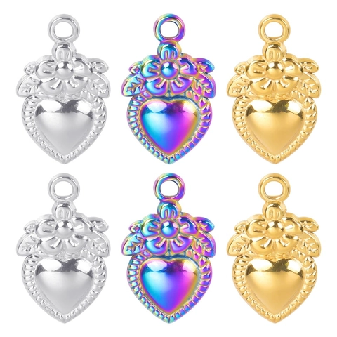 Collar De Colgante De Corazón De Acero Inoxidable Colgante De Flores En Relieve Retro Collar De Corazón Chapado En Oro De 18K Para Mujer