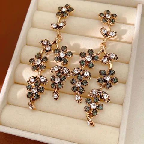 Vintage Blumen Ohrhänger Legierung Strass Elegant Retro Bankett Schmuck Mit Silver Earring Post Für Damen