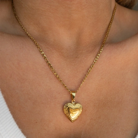 18K Gold Plated Stainless Steel Heart Locket Pearl Necklace Double Layer Retro Engraved Love Heart Photo Frame Jewelry