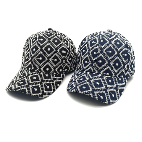 Embroidered Heart Baseball Cap Geometric Pattern Polyester Sunshade Hat Adjustable Buckle Valentine Gift For Men Women
