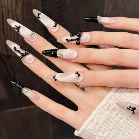 Aufklebbare Nägel Handgefertigt Katzenauge Mit Schleife Strass Französischer Stil Elegante Kunstnägel Für Frauen