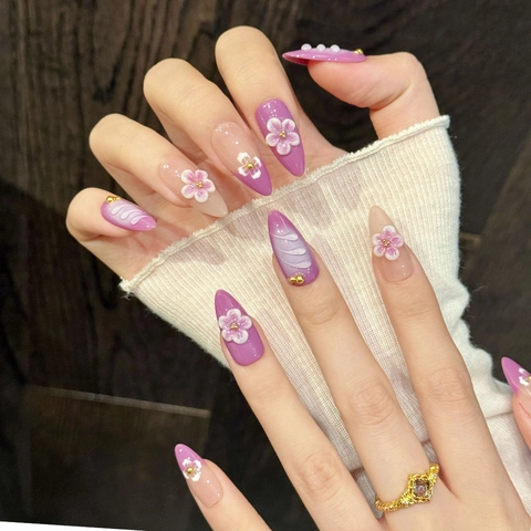 Handmade 3D Floral Press On Nails Lilac Purple Almond Shape Elegant Manicure With Artificial Pearl French Style Nail Tips