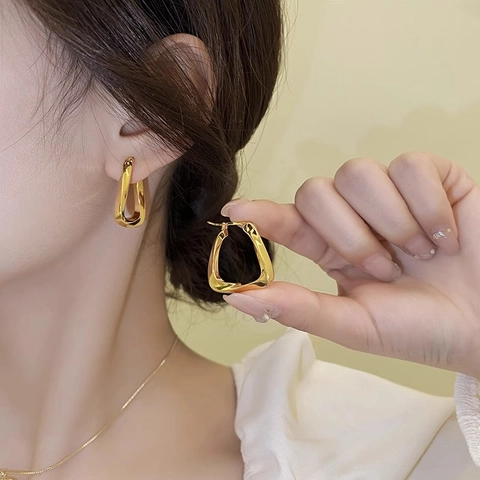 Geometric Metal Hoop Stud Earrings With 925 Sterling Silver Earring Post Gold Silver Rhinestone Pleated Earrings For Women Jewelry