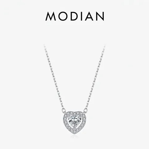 Heart Moissanite Necklace 925 Sterling Silver Hollow Pendant Exquisite Shining Clavicle Chain Elegant Jewelry For Women