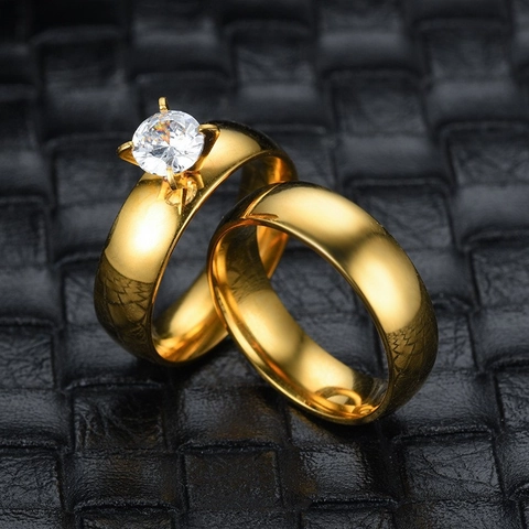 Anello di Coppia in Acciaio Inossidabile con Strass Placcato Oro Argento Semplice Minimalista per Uomo Donna Gioielli Regalo