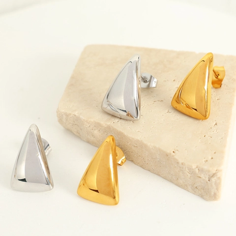 Minimalist Geometric Triangle Titanium Steel Stud Earrings For Women Fashion Stainless Steel Post Daily Jewelry