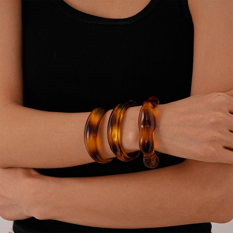 Bernstein Acryl Harz Offener Manschettenarmreif Vintage Geometrische Unregelmäßige Welle Minimalistischer Retro Handschmuck Für Frauen