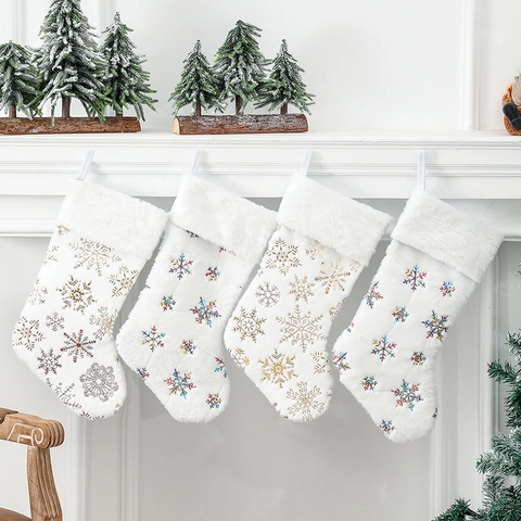 Christmas Stockings White Plush Non-Woven Gold Sequin Snowflake Bronzing Holiday Fireplace Hanging Decoration Gift Bag