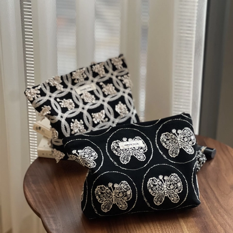 Trousse De Toilette Élégante En Toile Brodée Papillon Floral Pochette À Fermeture Éclair Pour Femme Voyage Quotidien
