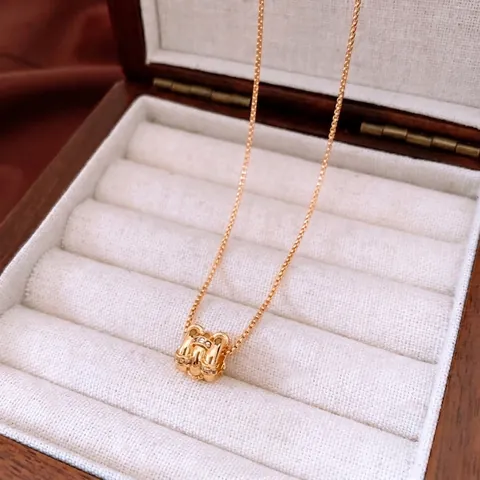 Geometrische Fass Anhänger Halskette Für Damen Kupfer Zirkonia Eingelegt Gold Plattiert Elegante Schmuck Luxus