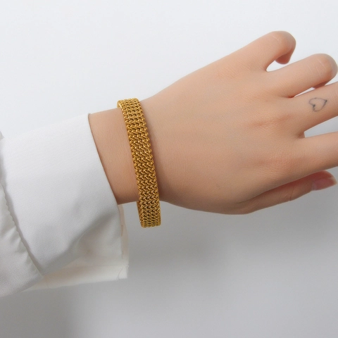 Bracciale Rigido Aperto Maglia Intrecciata Acciaio Inossidabile Placcato Oro 18K Ritorto Forma C Gioielli Hip Hop