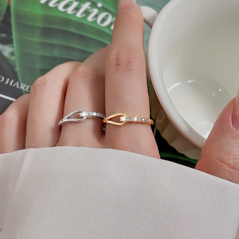 Korean Style Knot Zirconia Open Ring For Women Copper Simple Rhinestone Hollow Interlocked Adjustable Finger Ring Jewelry Gift