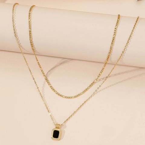 Collana Doppio Strato Donna Acciaio Inossidabile Placcato Oro 18K Catena Figaro Pendente Rettangolare Nero Gioielli