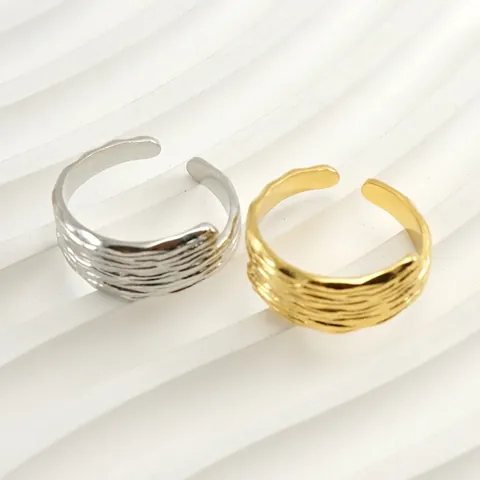 Anillo Abierto De Acero Inoxidable Minimalista Chapado En Oro De 18K Textura Irregular Ajustable Patrón De Ondas Moda Vintage Para Mujer