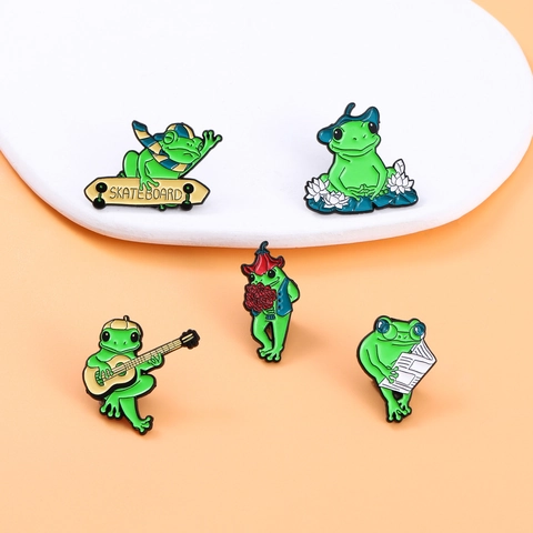 Mignon Ensemble de Broches en Émail de Grenouille de Dessin Animé Alliage de Zinc Peint Badges d'Animaux pour Sac à Dos Vêtements