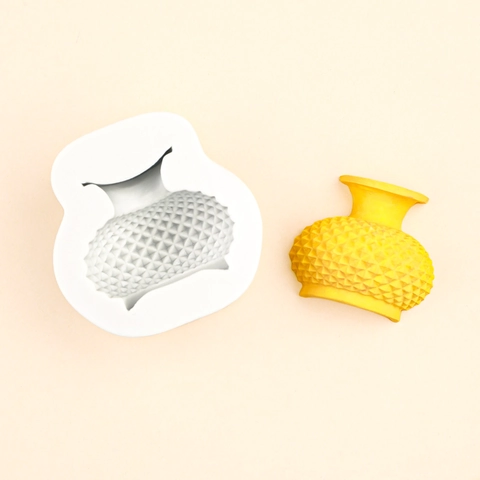 Silicone Mold 3D European Vase Shape Diamond Texture For DIY Aromatherapy Plaster Fondant Chocolate Cake Decorating