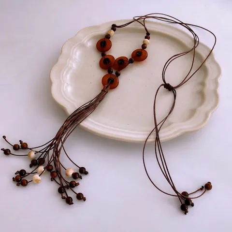 Vintage Ethnic Wood Bead Necklace Handmade Woven Long Tassel Bohemian Resin Amber Circle Pendant Jewelry For Women