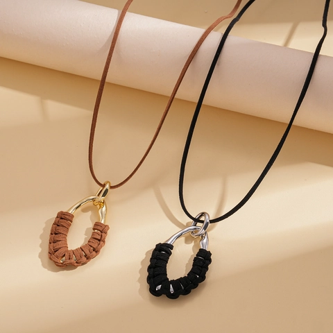 Collar Colgante Geométrico Vintage Aleación Envuelto Cordón Gamuza Cadena Suéter Larga Estilo Bohemio Mujeres Diseño Niche