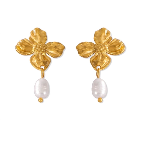 Boucles d'Oreilles Pendantes en Perle d'Eau Douce Élégantes Style Hepburn Fleur Plaquées Or 18 Carats Tige en Argent Sterling 925