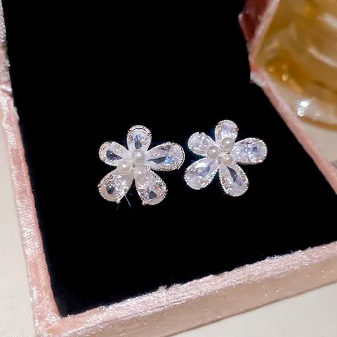 Pendientes De Botón Con Flores Pétalos De Circonita Perla Artificial De Imitación Poste De Plata De Ley 925 Para Mujer