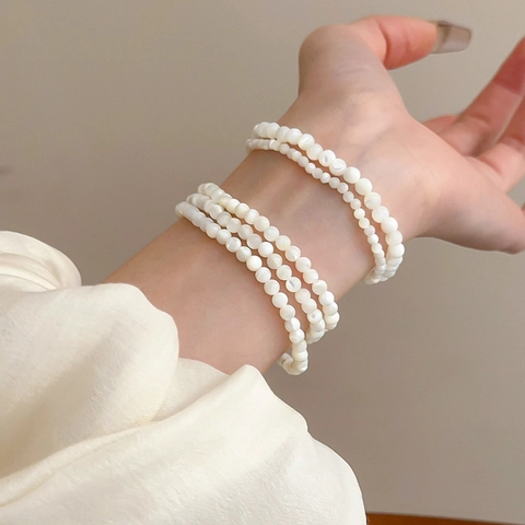 Round Shell Artificial Pearl Beaded Stretch Bracelet Minimalist Mother Of Artificial Pearl Luster Geometric Elegant Jewelry For Women Niche