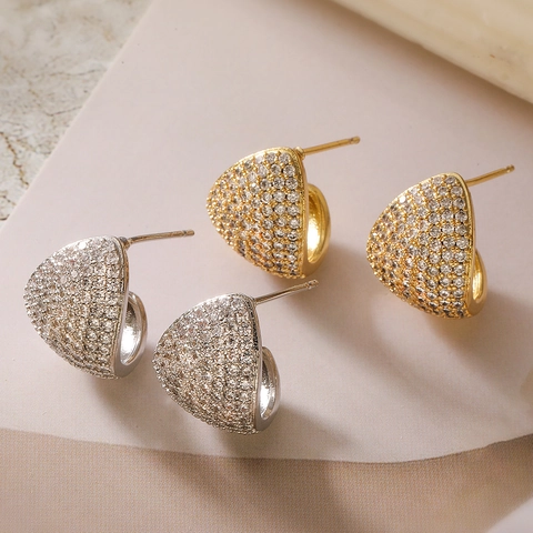 Boucles D'oreilles Triangulaires En Forme De C En Cuivre Micro Pavé Zircon Plaqué Or 18K Élégantes Minimalistes Avec Tige En Cuivre