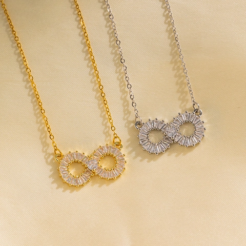 Collana con Pendente Infinito in Acciaio al Titanio Strass Moda Minimalista Placcata Oro Argento Catena a Clavicola Gioielli Donna