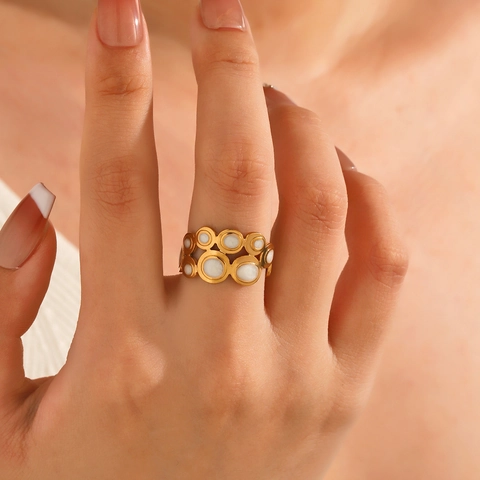 Fashion Stainless Steel Gold Plated White Enamel Open Ring Geometric Round Adjustable Hollow Finger Jewelry For Women