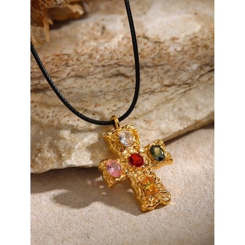 Collier Croix Martelé Plqué Or 18K Acier Inoxydable Avec Zircon Coloré Cordon De Cire Bijoux Bohème Vintage Femmes