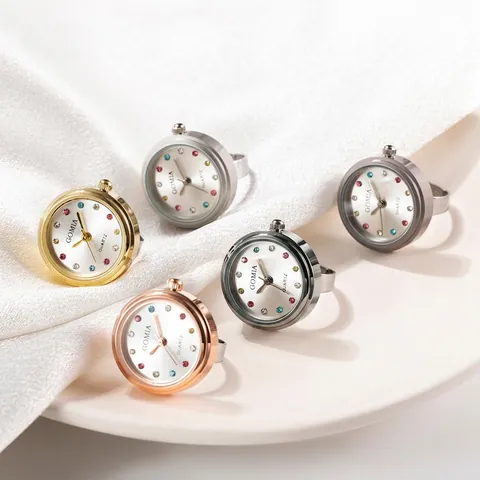 Mini Reloj De Anillo Redondo Para Mujer Moda Reloj De Dedo Movimiento De Cuarzo Con Diamantes Coloridos Y Banda Elástica