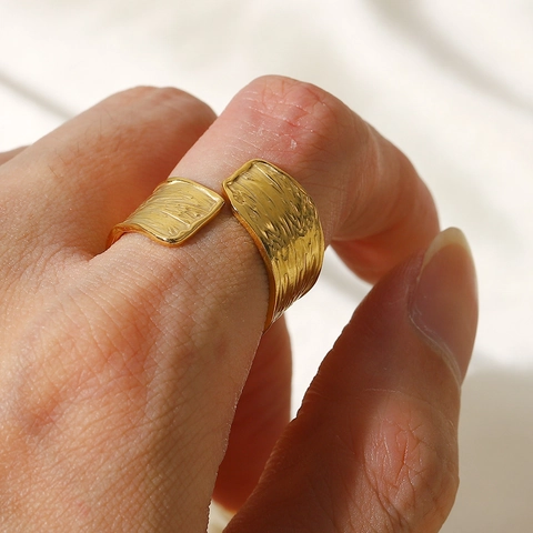 Hammered Texture Adjustable Open Ring 18K Gold Plated Stainless Steel Wrinkled Bark Pattern Fashion Jewelry For Women
