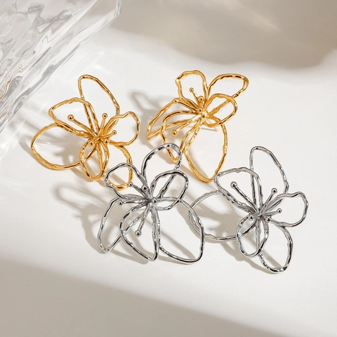 Hollow Flower Stud Earrings Stainless Steel 18K Gold Plated Abstract Geometric Floral Jewelry For Women Waterproof