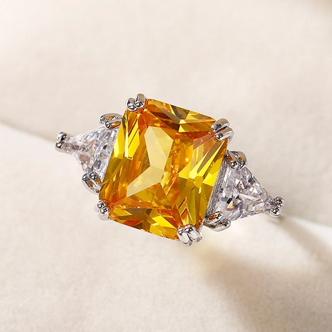 Anillo De Lujo Circonita Amarilla Radiante Para Mujer Cobre Rectángulo Piedras Laterales Triángulo Joyería Decorativa