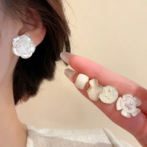 Orecchini Eleganti Con Fiori E Künstliche Perle Con Perno In Argento Gioielli In Lega Dorata Vintage Francese Per Donna
