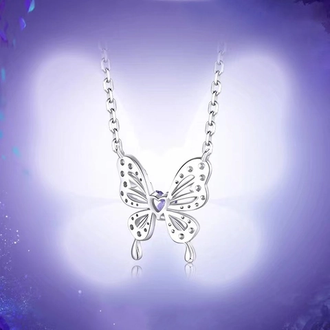 Collana Pendente Farfalla Cuore In Rame Placcato Argento E Catena In Acciaio Con Zirconi Gioielli Eleganti Stile Ins Per Donna