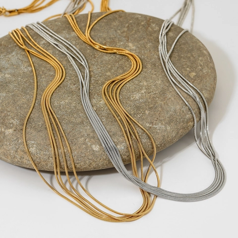 Mehrlagige Schlangenkette Halskette Edelstahl Vakuumvergoldet Minimalistisches Elegantes Schmuckaccessoire Für Frauen