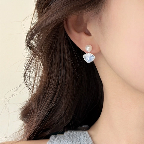 Shell Fan Shaped Stud Earrings With Faux Artificial Pearl And Zircon Inlay Fashion Jewelry For Women With Silver Earring Post